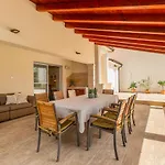 Nona\'S Garden Apartment